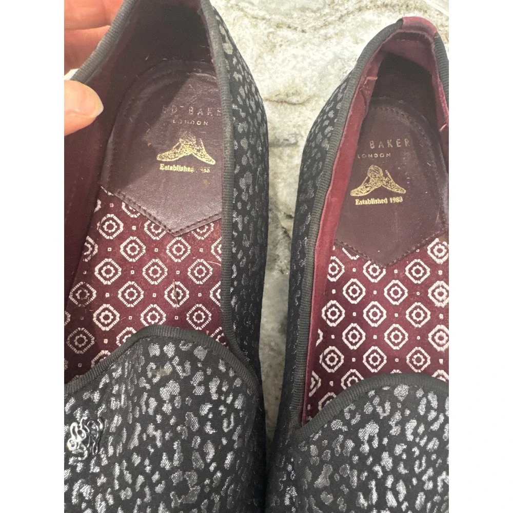 Ted Baker London Treep 2 Smoking Flat Loafer black silver metallic animal print